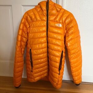The North Face Summit Series Orange 800 Pro Fill Jack Men's Small